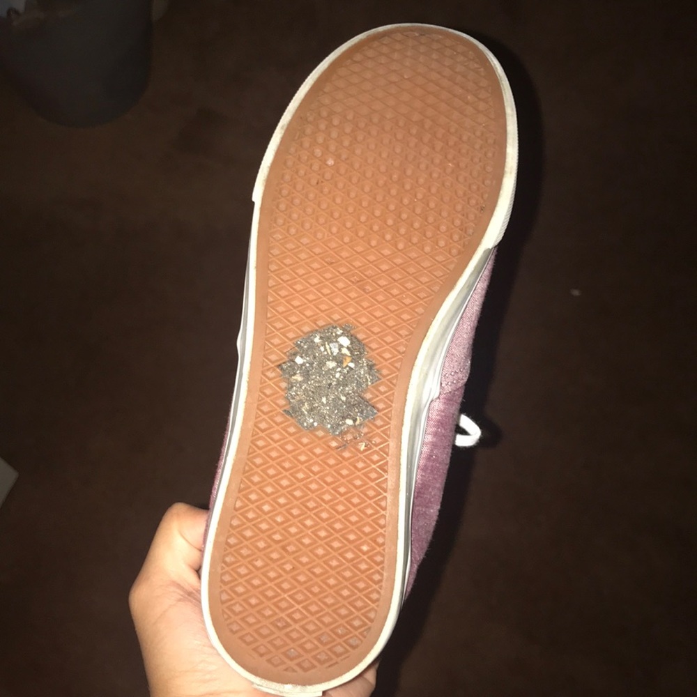 Vans - Picture 3 of 3